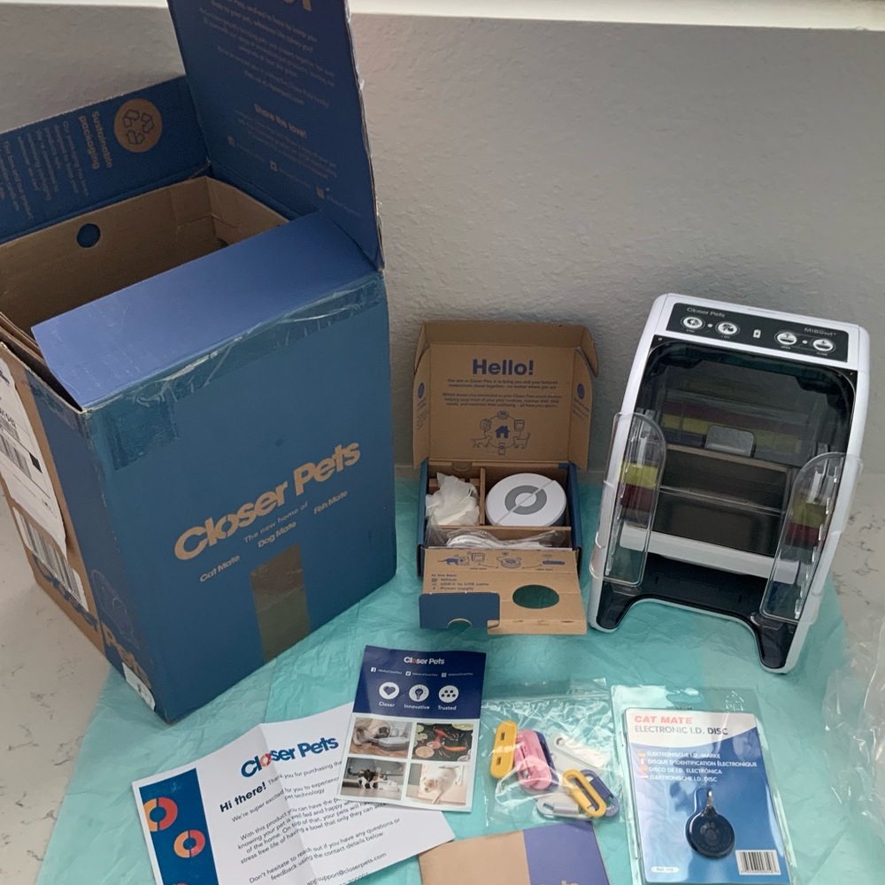 Closer Pets Mibowl Automatic Pet Feeder/ with Mihub- Bundle